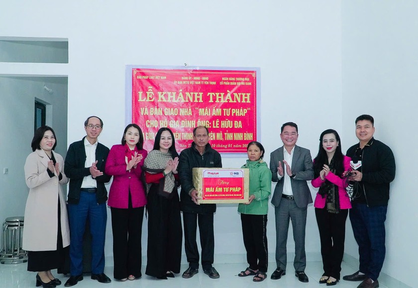 Trao “Mái ấm Tư pháp