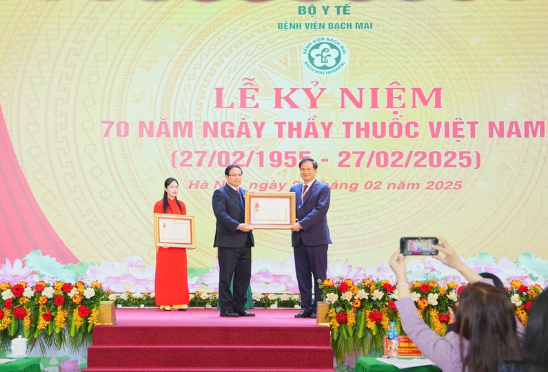 Thủ tướng Phạm Minh Chính: Sức khỏe là vốn quý, nhân dân mạnh khỏe, đất nước hùng cường ảnh 2