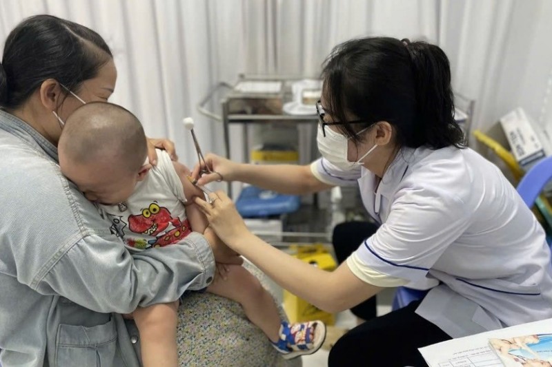 Bé 4 tuổi tử vong do sởi ở Hà Nội, ngành y tế lưu ý điều cần làm cho trẻ em