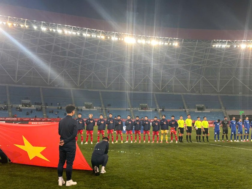 U22 Việt Nam hoà U22 Uzbekistan