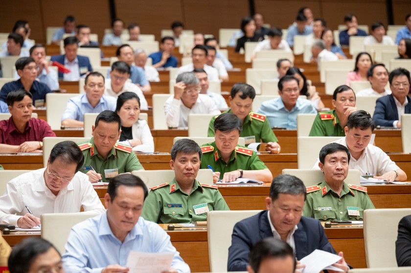 C&aacute;c đại biểu dự Hội nghị tại điểm cầu Trung ương. (Ảnh: Cổng TTĐTQH)