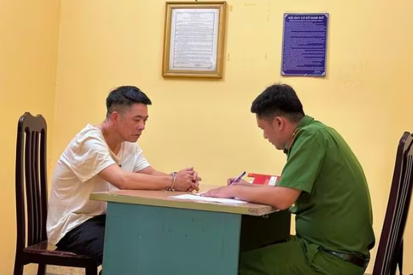 Bắt giữ dàn lãnh đạo xã Tự Nhiên cùng các thuộc cấp, vì nhận hối lộ để bỏ qua cho công trình xây trái phép