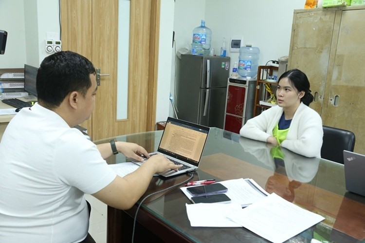Đối tượng Phạm Trần Phương Anh tại cơ quan c&ocirc;ng an. (Ảnh: C&ocirc;ng an tỉnh Bắc Ninh)