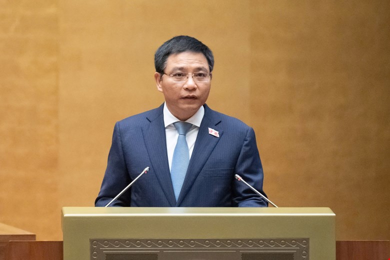 Bộ trưởng Nguyễn Văn Thắng tr&igrave;nh b&agrave;y tờ tr&igrave;nh dự thảo Nghị quyết của Quốc hội về giảm thuế VAT. (Ảnh: Quochoi.vn)
