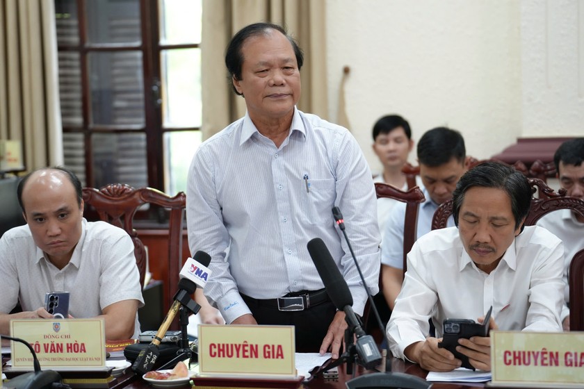 GS.TS Phan Trung L&yacute;, nguy&ecirc;n Chủ nhiệm Ủy ban Ph&aacute;p luật của Quốc hội