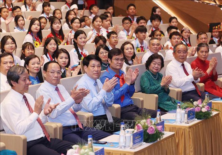 C&aacute;c đại biểu dự Lễ tuy&ecirc;n dương Ch&aacute;u ngoan B&aacute;c Hồ to&agrave;n quốc lần thứ X-năm 2025 - Ảnh: TTXVN