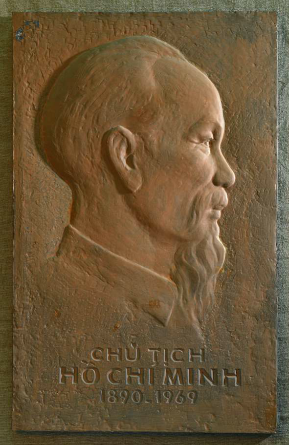 Chủ tịch Hồ Ch&iacute; Minh | Vương Học B&aacute;o | Thạch cao | 1969