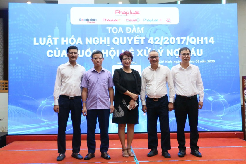 Cần tiếp tục 