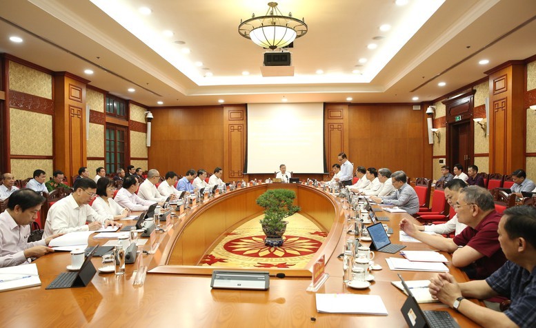To&agrave;n cảnh phi&ecirc;n họp (Ảnh: VGP).