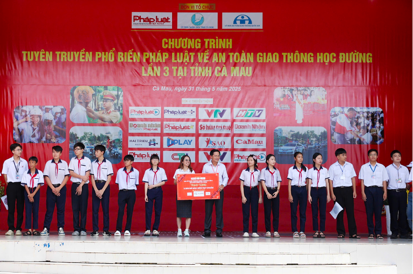 Caravan m&ugrave;a 3: H&agrave;nh tr&igrave;nh từ tr&aacute;i tim đến tr&aacute;i tim ảnh 10