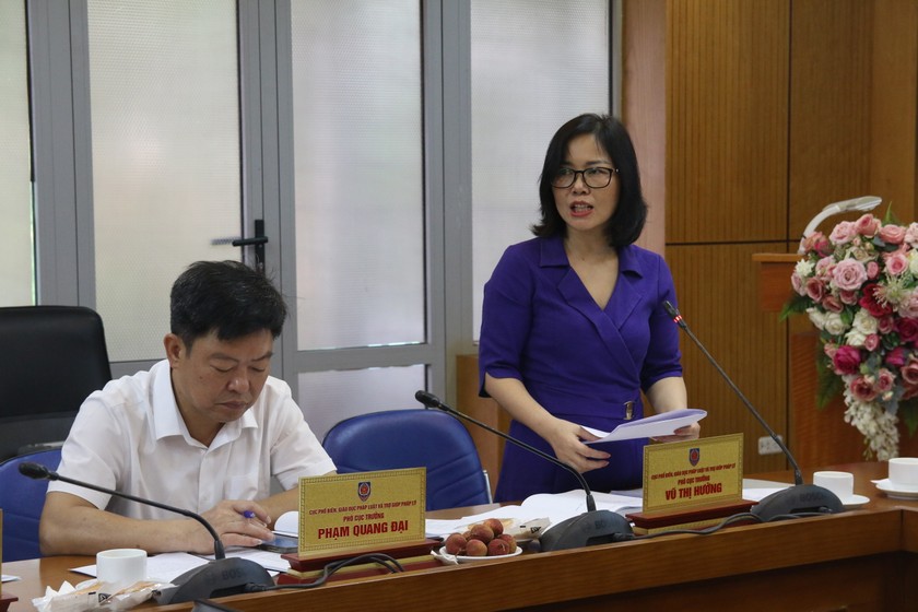 Ph&oacute; Cục trưởng Cục PBGDPL &amp;amp;amp;amp;TGPL Vũ Thị Hường.