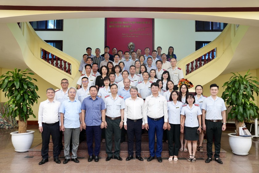 Lãnh đạo Bộ Tư pháp gặp mặt công chức nhận nhiệm vụ mới tại Thanh tra Chính phủ