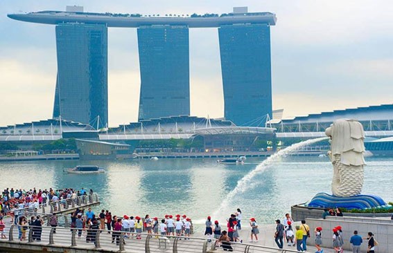 Singapore ch&agrave;o đ&oacute;n c&aacute;c gia đ&igrave;nh v&agrave; những du kh&aacute;ch y&ecirc;u trải nghiệm. (Ảnh: STB)