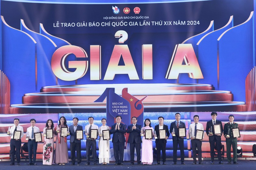 C&aacute;c t&aacute;c giả, nh&oacute;m t&aacute;c giả c&oacute; t&aacute;c phẩm đạt giải A Giải B&aacute;o ch&iacute; Quốc gia lần thứ XIX năm 2024.