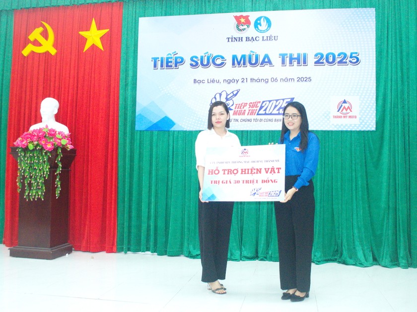 H&agrave;ng chục ngh&igrave;n thanh ni&ecirc;n t&igrave;nh nguyện ra qu&acirc;n 'Tiếp sức m&ugrave;a thi' năm 2025 ảnh 3