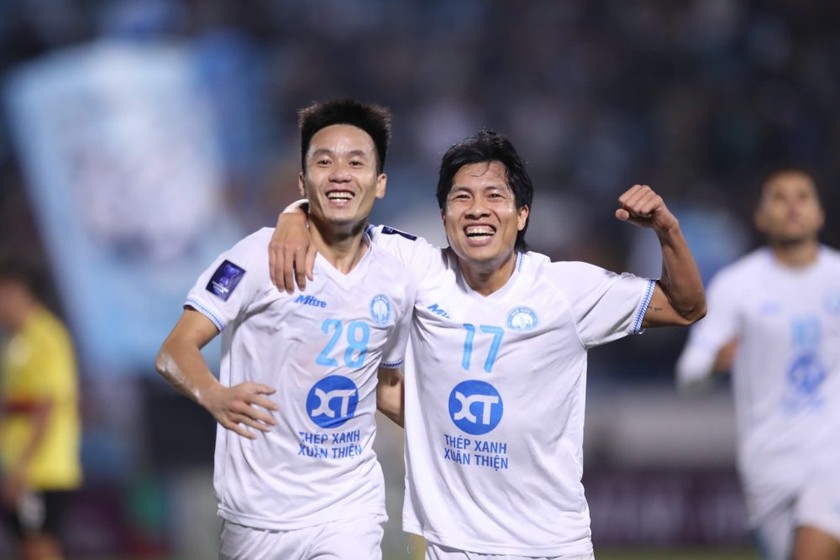 Vòng cuối V.League 2024/25: Cuộc đua tốp 3 và trụ hạng