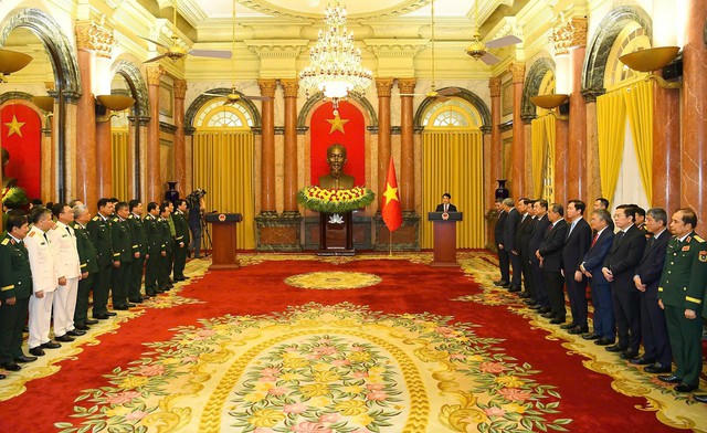 Chủ tịch nước trao quyết định thăng quân hàm, cấp bậc hàm Đại tướng, Thượng tướng cho 7 đồng chí sĩ quan Quân đội nhân dân và Công an nhân dân