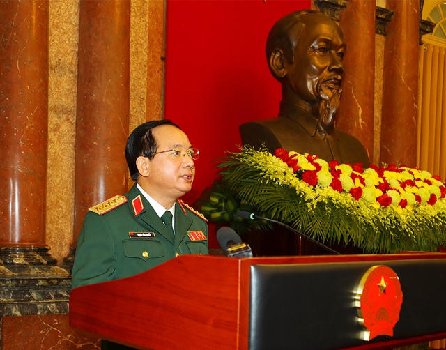 Đại tướng Trịnh Văn Quyết, B&iacute; thư Trung ương Đảng, Chủ nhiệm Tổng cục Ch&iacute;nh trị Qu&acirc;n đội nh&acirc;n d&acirc;n Việt Nam ph&aacute;t biểu.