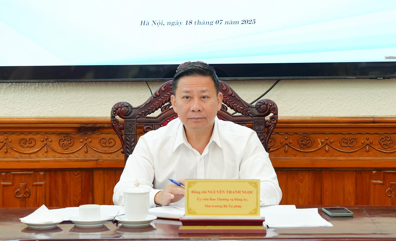 Thứ trưởng Nguyễn Thanh Ngọc tin tưởng B&aacute;o sẽ tiếp tục đạt th&agrave;nh t&iacute;ch tốt hơn nữa trong 6 th&aacute;ng tiếp theo