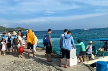 Bảo đảm an toàn du lịch biển mùa mưa bão