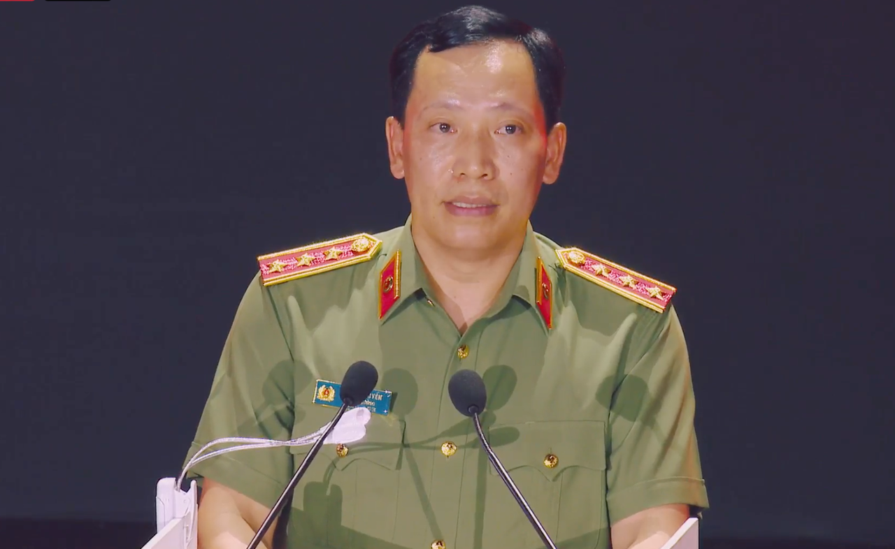 Thượng tướng L&ecirc; Văn Tuyến, Thứ trưởng Bộ C&ocirc;ng an ph&aacute;t biểu khai mạc. (Ảnh: PV)