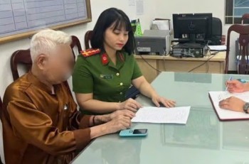 Thương vợ, cụ ông suýt bị công an "rởm" lừa
