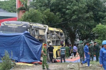 Tổng kiểm tra để ngăn chặn "hung thần" xe khách