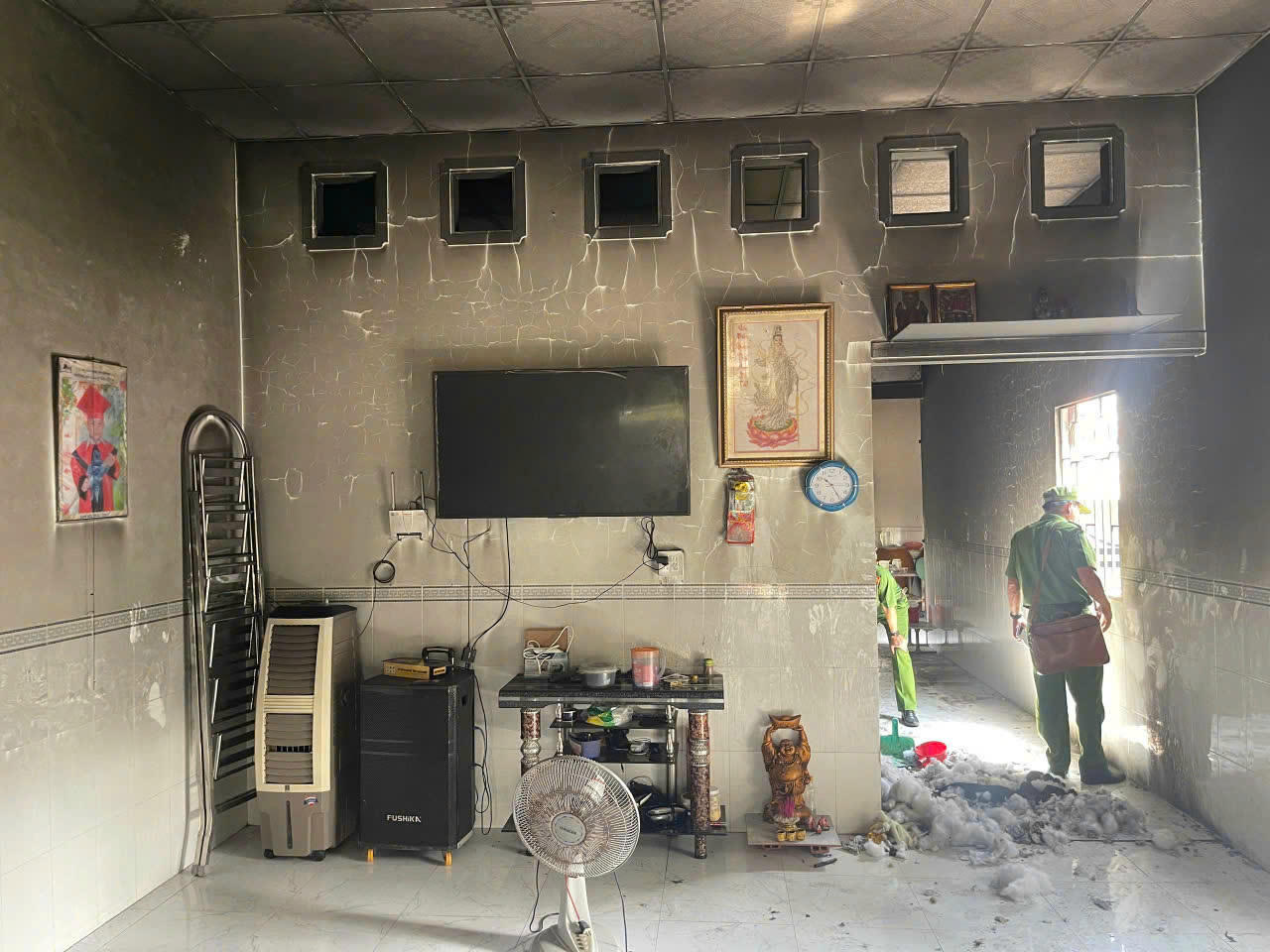 Nh&agrave; chị H. bị ch&aacute;y g&acirc;y thiệt hại hơn 100 triệu đồng.