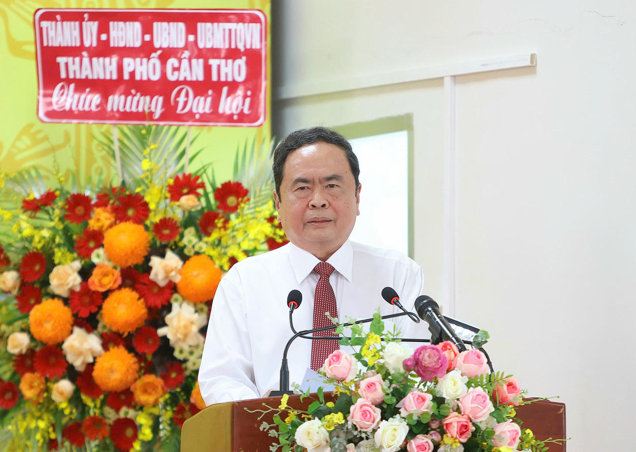 Chủ tịch Quốc hội Trần Thanh Mẫn y&ecirc;u cầu địa phương cần tập trung quan t&acirc;m đời sống của b&agrave; con Nh&acirc;n d&acirc;n