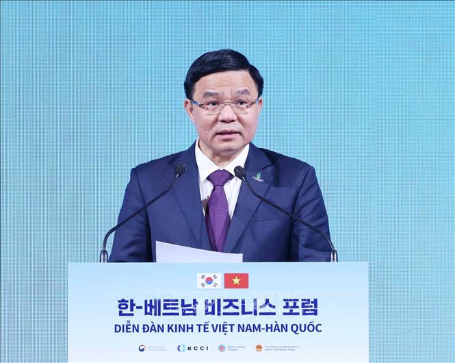 Chủ tịch Hội đồng th&agrave;nh vi&ecirc;n Tập đo&agrave;n C&ocirc;ng nghiệp - Năng lượng Quốc gia Việt Nam (Petrovietnam) L&ecirc; Mạnh H&ugrave;ng ph&aacute;t biểu.&nbsp;Ảnh: Thống Nhất/TTXVN