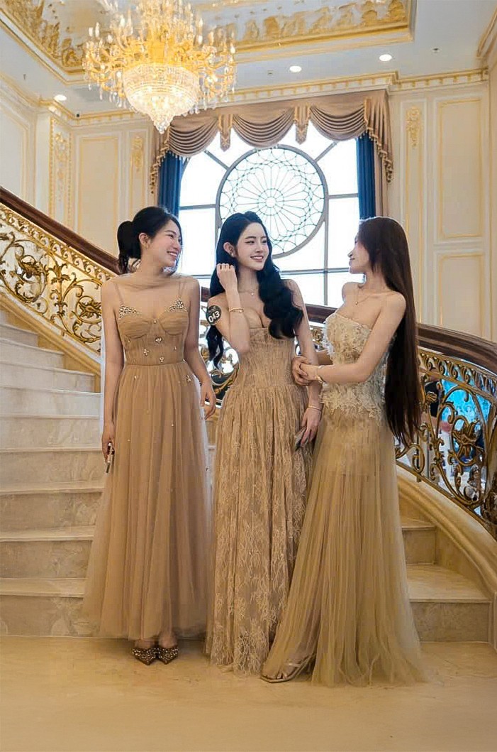 Cô sinh viên quê lúa đam mê mẫu ảnh thời trang bỗng “Hot” trên sân khấu Miss Grand
