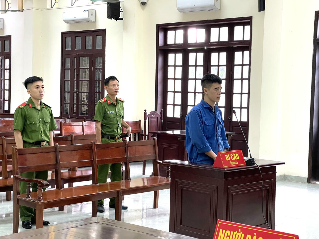 Không nương tay với tội phạm liên quan đến động vật hoang dã tại Việt Nam