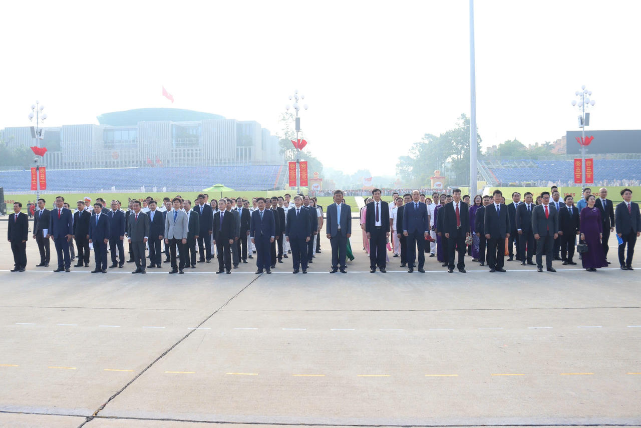Đo&agrave;n đại biểu Bộ Tư ph&aacute;p. (Ảnh: H.G)