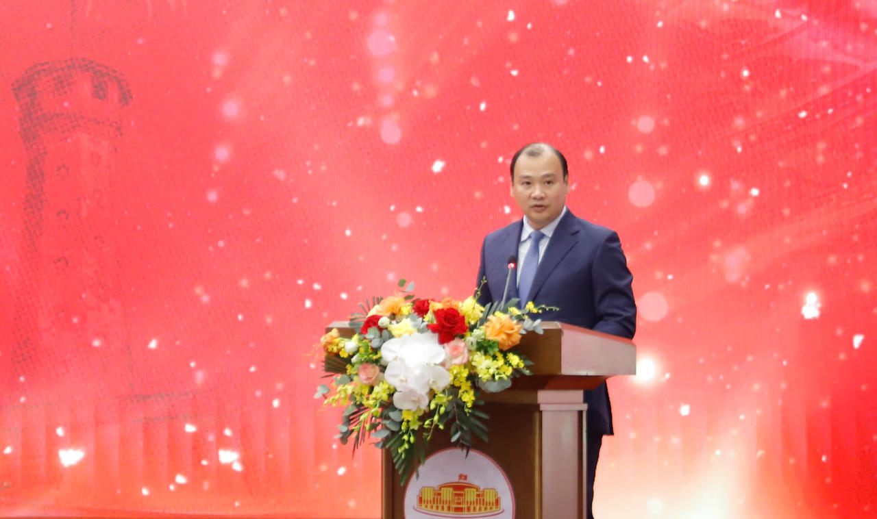 Thứ trưởng Thường trực Bộ Văn h&oacute;a, Thể thao v&agrave; Du lịch L&ecirc; Hải B&igrave;nh ph&aacute;t biểu tại lễ khai trương. Ảnh: Xu&acirc;n Trường