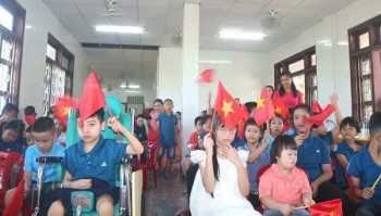 Ấm áp lễ khai giảng tại ngôi trường "đặc biệt" ở Quảng Trị