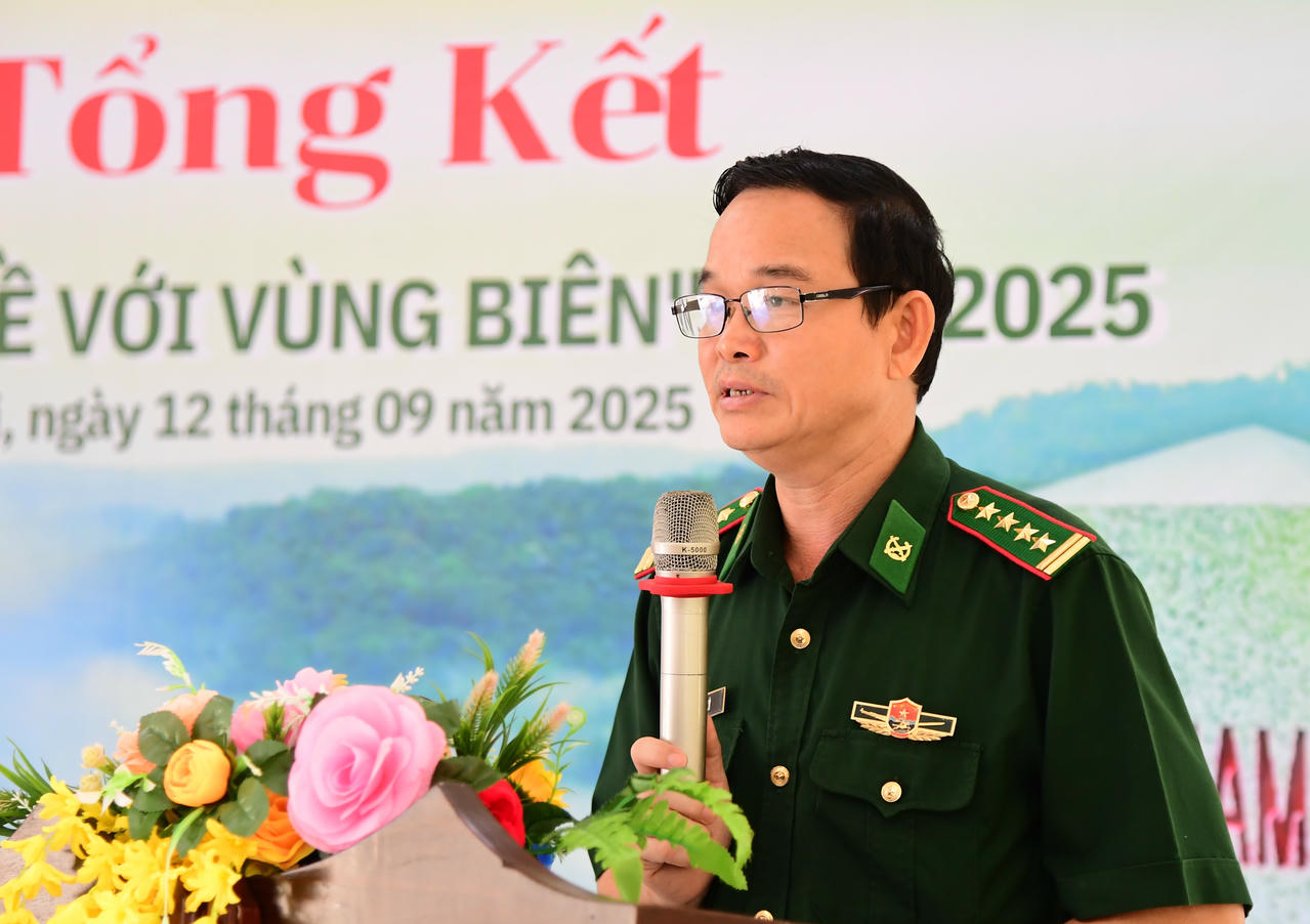 Đại t&aacute; Đ&agrave;o C&ocirc;ng L&yacute; - Ủy vi&ecirc;n Ban Thường vụ, Ph&oacute; Ch&iacute;nh ủy Ban Chỉ huy Bộ đội Bi&ecirc;n ph&ograve;ng tỉnh Đồng Nai ghi nhận sự phối hợp, đồng h&agrave;nh của b&aacute;o Ph&aacute;p luật Việt Nam