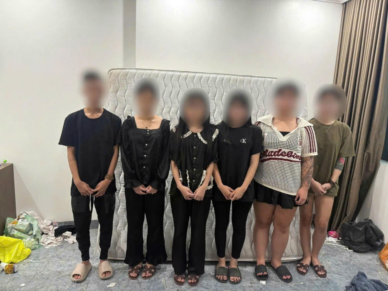 H&igrave;nh ảnh c&aacute;c đối tượng sử dụng tr&aacute;i ph&eacute;p chất ma t&uacute;y bị C&ocirc;ng an phường Mỹ H&agrave;o ph&aacute;t hiện, xử l&yacute;.