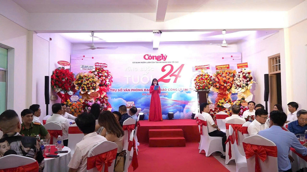 Quang cảnh Lễ khai trương B&aacute;o C&ocirc;ng l&yacute;