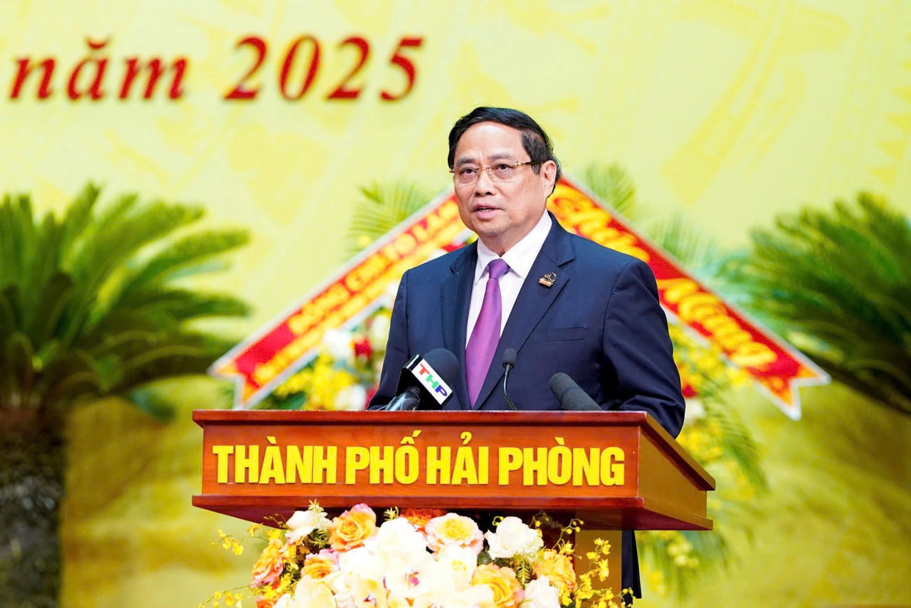 Uỷ vi&ecirc;n Bộ Ch&iacute;nh trị, Thủ tướng Ch&iacute;nh phủ Phạm Minh Ch&iacute;nh dự v&agrave; ph&aacute;t biểu chỉ đạo tại Đại hội