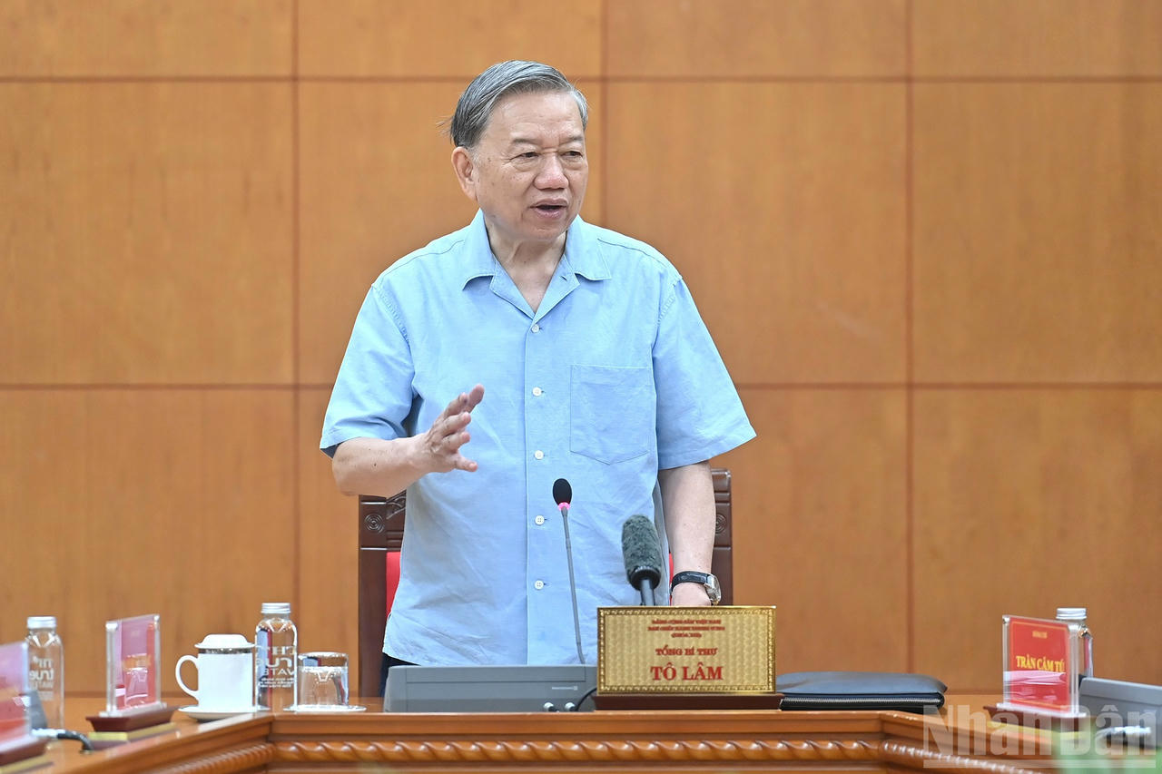 Tổng B&iacute; thư T&ocirc; L&acirc;m ph&aacute;t biểu chỉ đạo cuộc họp. Ảnh: nhandan.vn