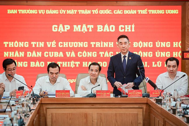 Ph&oacute; Chủ tịch, Tổng Thư k&yacute; Trung ương Hội Chữ thập đỏ Việt Nam Nguyễn Hải Anh ph&aacute;t biểu tại cuộc gặp mặt. Ảnh: PV