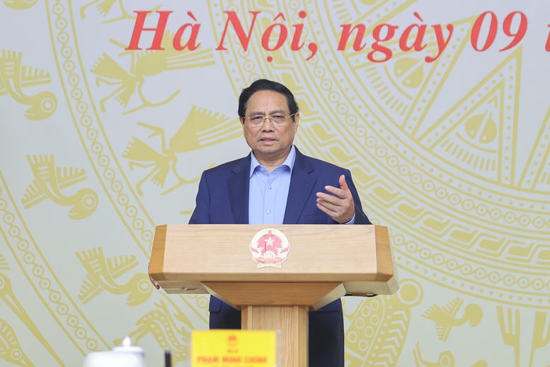 Thủ tướng Phạm Minh Ch&iacute;nh nhấn mạnh y&ecirc;u cầu tuy&ecirc;n chiến kh&ocirc;ng khoan nhượng với tội phạm ma t&uacute;y, tạo phong tr&agrave;o, xu thế của to&agrave;n d&acirc;n, thực hiện '3 giảm', '3 tăng', ph&acirc;n c&ocirc;ng '6 r&otilde;' để từng bước ngăn chặn, đẩy l&ugrave;i, v&ocirc; hiệu h&oacute;a tội phạm ma t&uacute;y một c&aacute;ch bền vững - Ảnh: VGP/Nhật Bắc