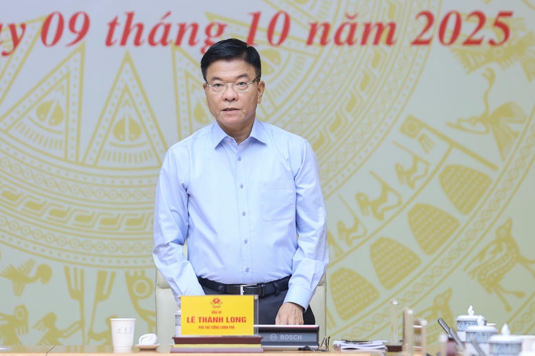Ph&oacute; Thủ tướng L&ecirc; Th&agrave;nh Long ph&aacute;t biểu tại hội nghị - Ảnh: VGP/Nhật Bắc