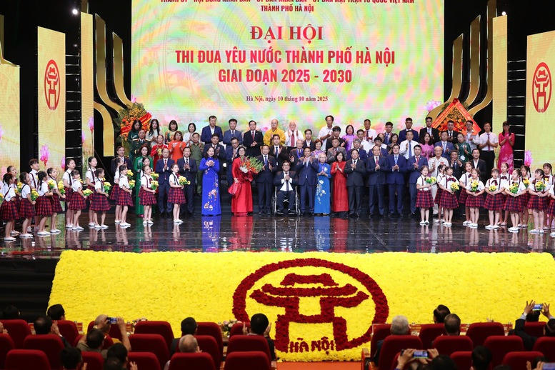 Thủ tướng Phạm Minh Ch&iacute;nh, Ph&oacute; Chủ tịch nước V&otilde; Thị &Aacute;nh Xu&acirc;n c&ugrave;ng c&aacute;c đại biểu dự Đại hội. Ảnh: VGP