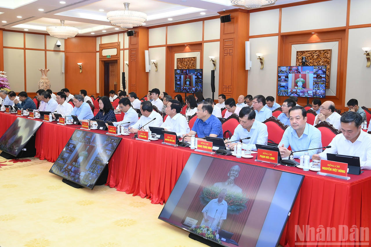 C&aacute;c đại biểu tham dự phi&ecirc;n họp. Ảnh: nhandan.vn