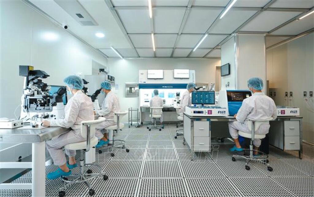 Những năm qua, khu vực tư nh&acirc;n trong y tế đ&atilde; c&oacute; bước ph&aacute;t triển r&otilde; rệt cả về quy m&ocirc; lẫn chất lượng, chia sẻ g&aacute;nh nặng với y tế c&ocirc;ng. (Ảnh minh họa: VN)