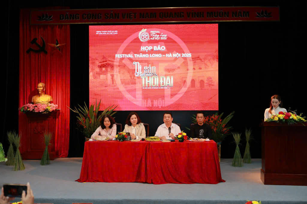 Ban Tổ chức chia sẻ th&ocirc;ng tin Festival. (Ảnh trong b&agrave;i: BTC)