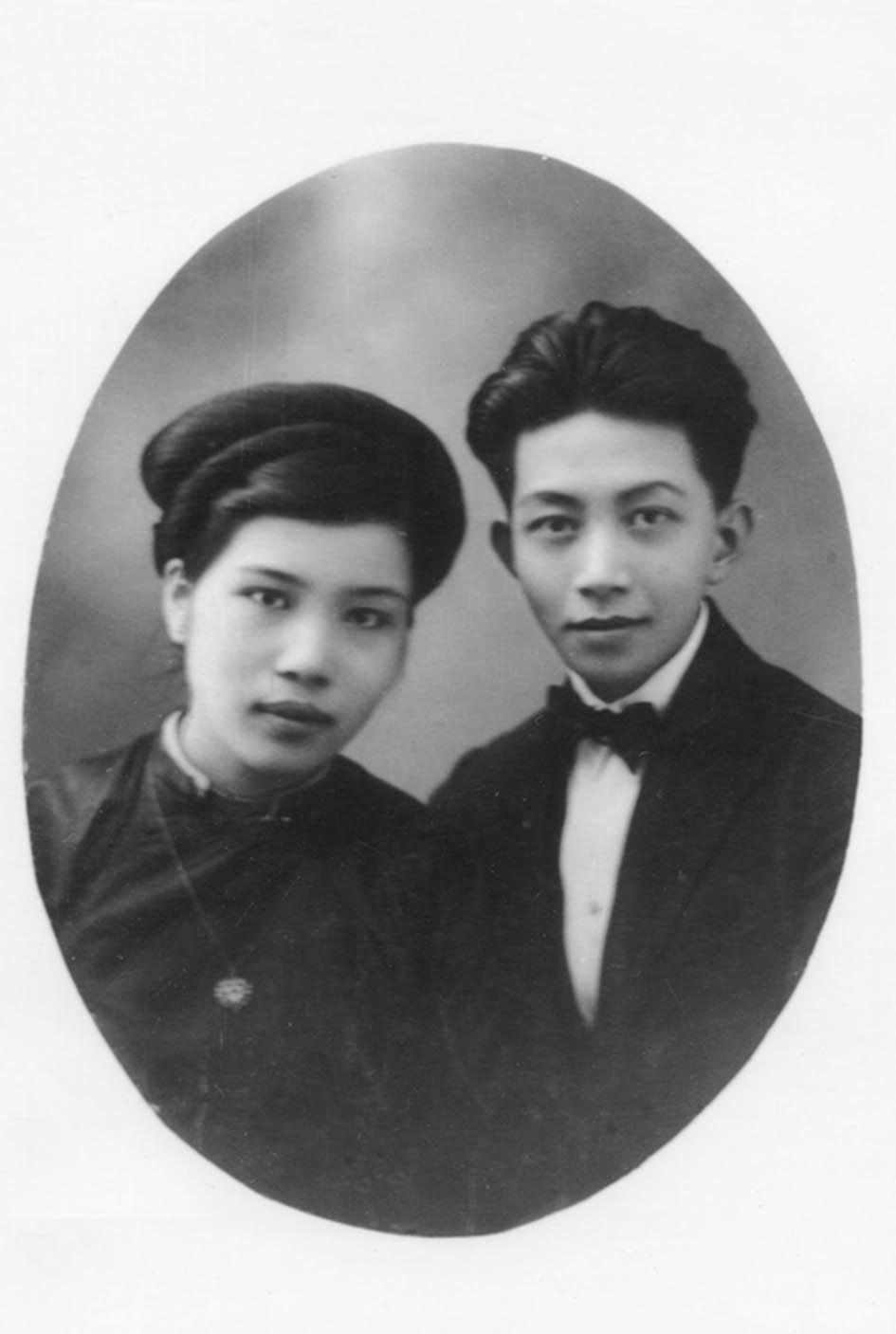 Tình yêu bền bỉ giữa hai tâm hồn thi sĩ Nhà văn Vũ Ngọc Phan và Hằng Phương.  (Nguồn: Tư liệu)