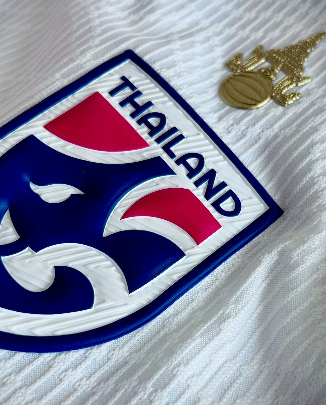 Madam Pang gửi thư xin lỗi VFF vì nhầm quốc kỳ Madam Pang gửi thư xin lỗi VFF vì nhầm quốc kỳ