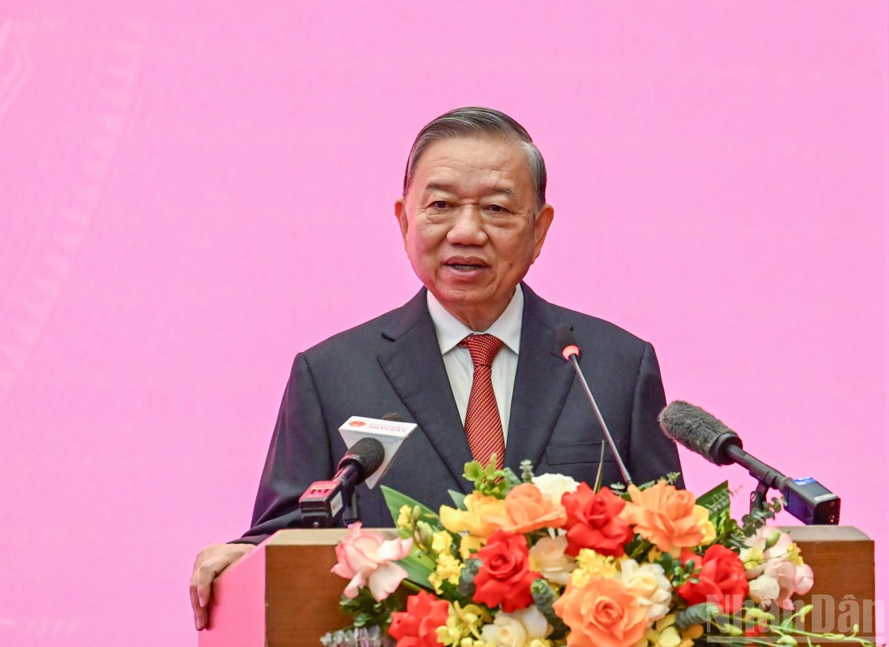 Tổng B&iacute; thư T&ocirc; L&acirc;m ph&aacute;t biểu tại buổi lễ. Ảnh: nhandan.vn
